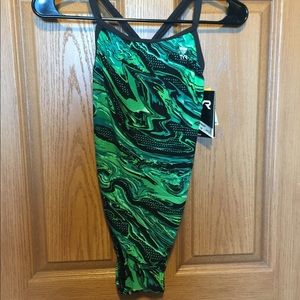 NWT TYR Suit